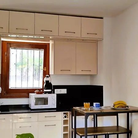 Apartament Buganvilla Pool Muntanya la Sella