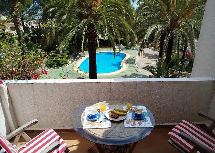 Buganvilla Pool