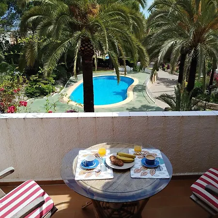 Buganvilla Pool